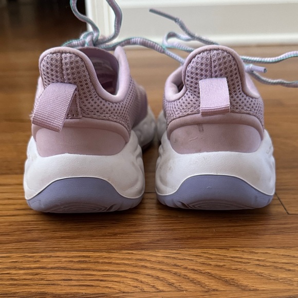 All in Motion Light Purple Sneakers - Picture 4 of 8